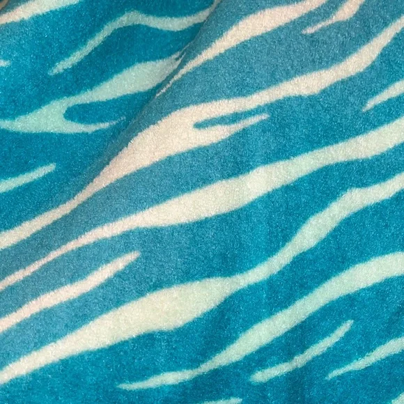 NWOT Women’s Teal Animal Print Joe Boxer Robe - Size Large - Picture 4 of 5